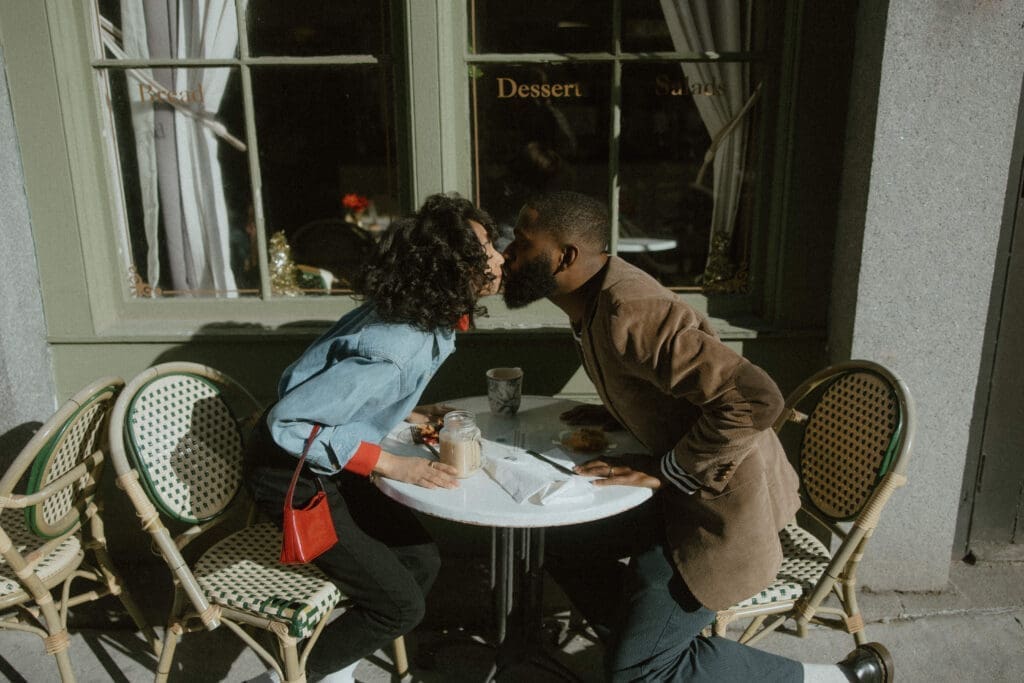 Downtown Savannah Engagement Photos